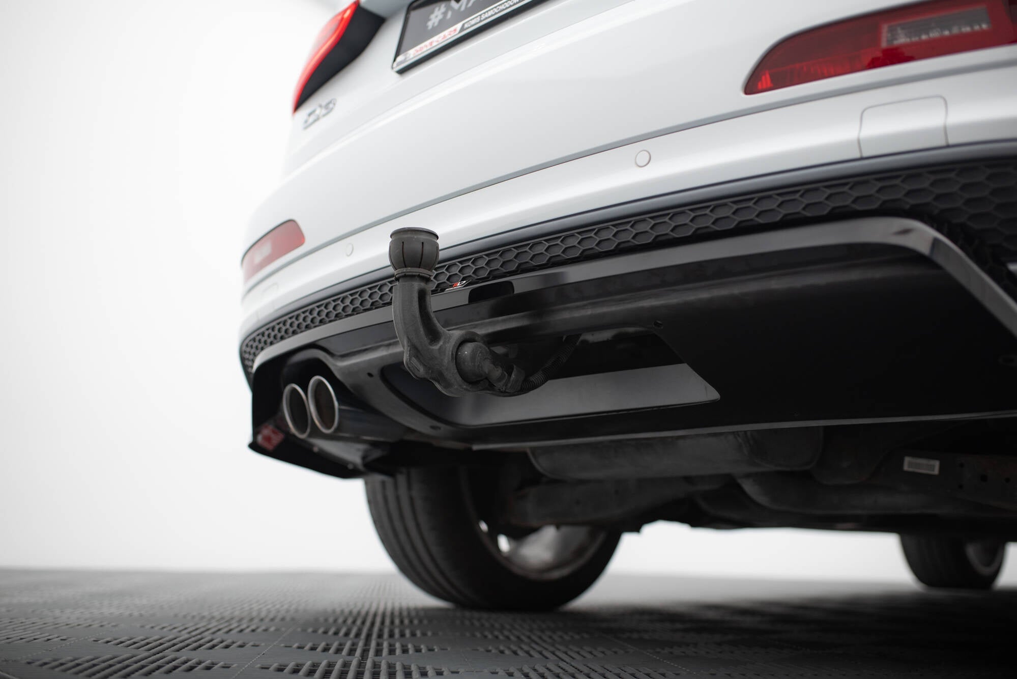 Maxton Design Splitter trasero (With Vertical Bars) para Audi Q3 S-line 8U - imagen 4