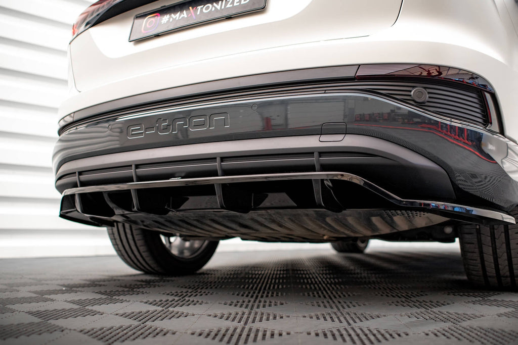 Maxton Design Splitter trasero (With Vertical Bars) para Audi Q4 e-tron Sportback S-line Mk1 - imagen 2