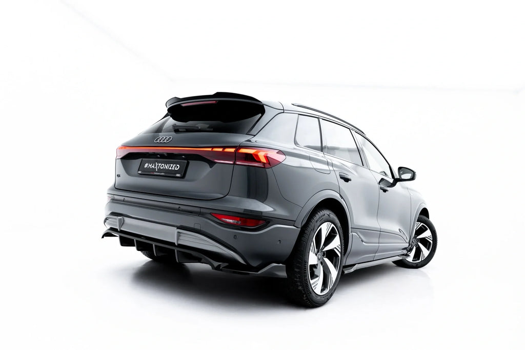 Maxton Design Splitter trasero (With Vertical Bars) para Audi Q6 e-tron S-Line / SQ6 e-tron SUV / Sportback Mk1 - imagen 1