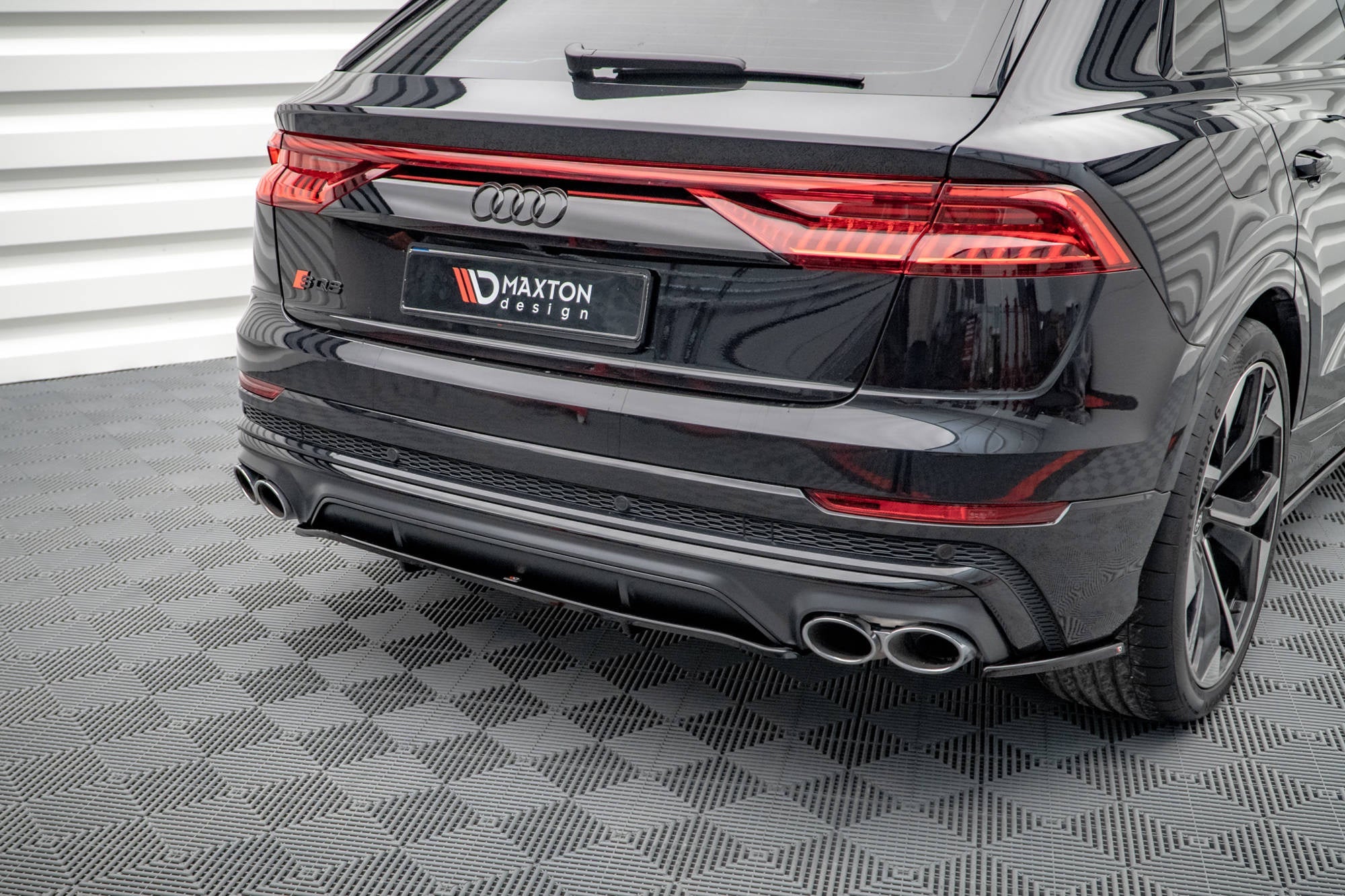Maxton Design Splitter trasero (With Vertical Bars) para Audi SQ8 Mk1 - imagen 1