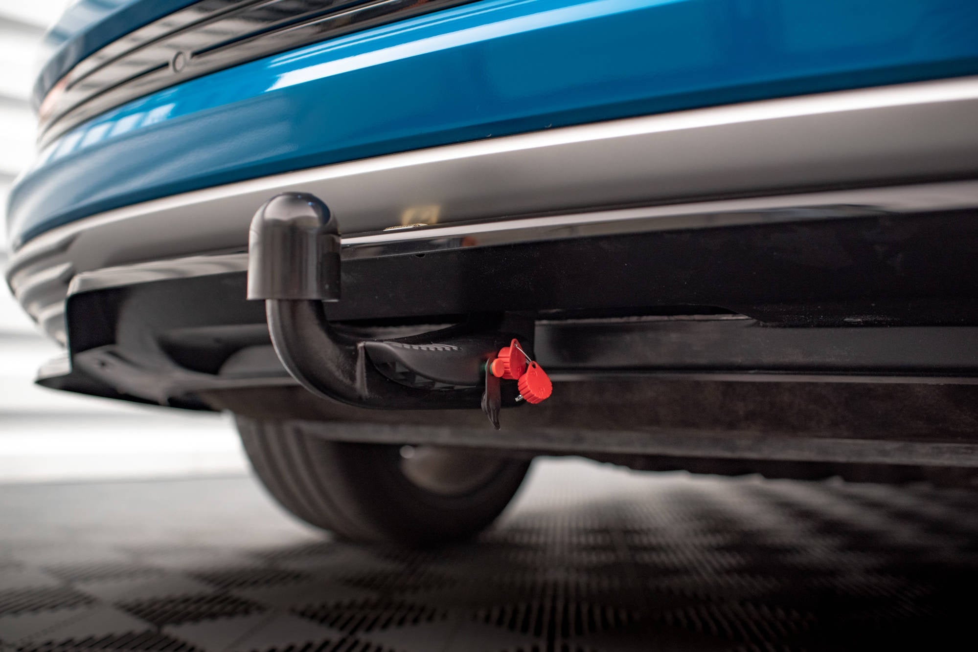 Maxton Design Splitter trasero (With Vertical Bars) para Audi e-tron - imagen 4