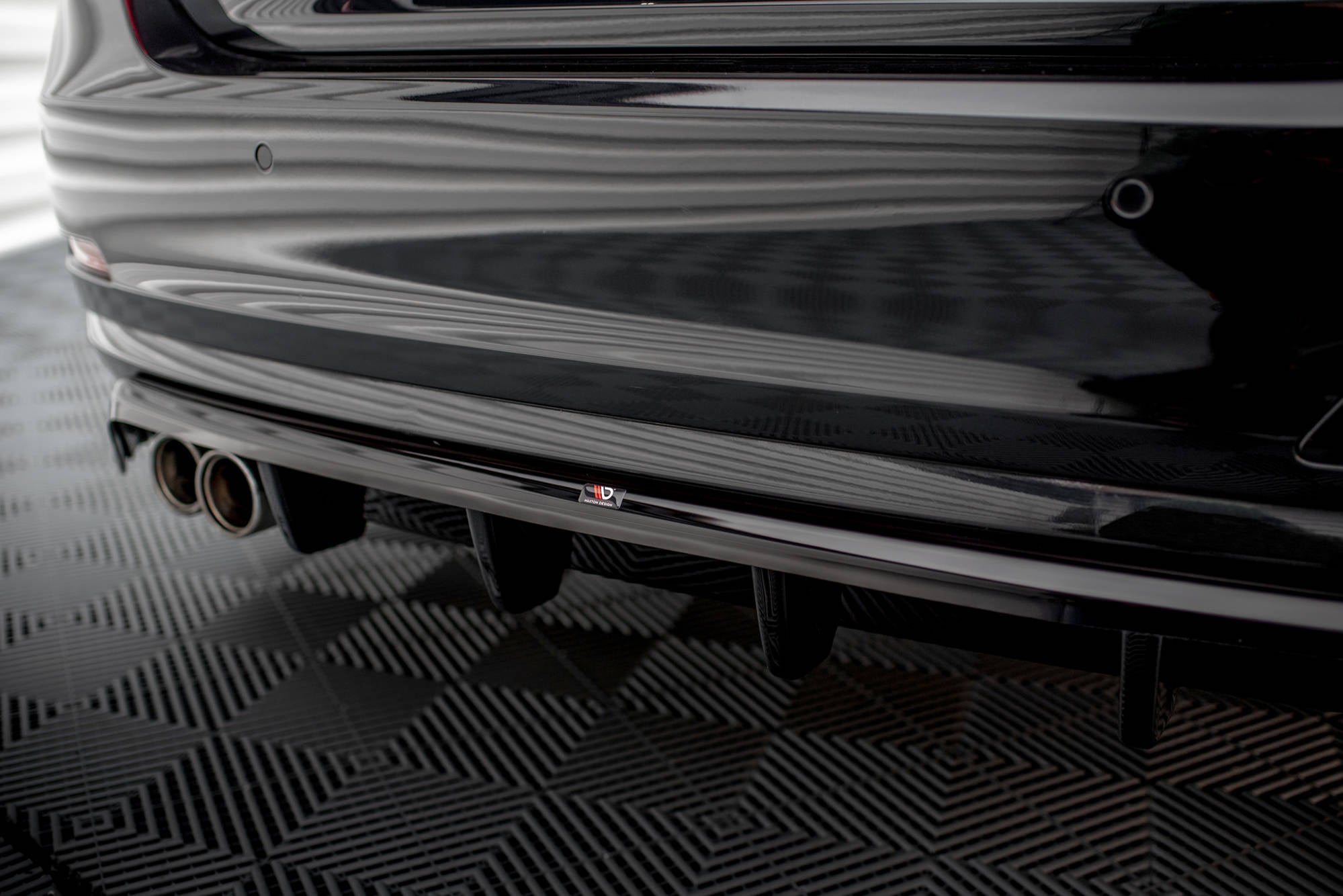 Maxton Design Splitter trasero (With Vertical Bars) para BMW 4 Gran Coupe F36 - imagen 3