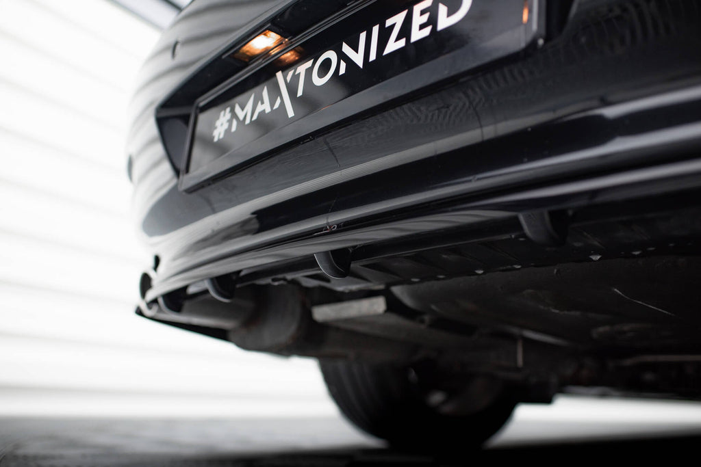 Maxton Design Splitter trasero (With Vertical Bars) para BMW 6 Coupe / Cabrio E63 / E64 - imagen 2