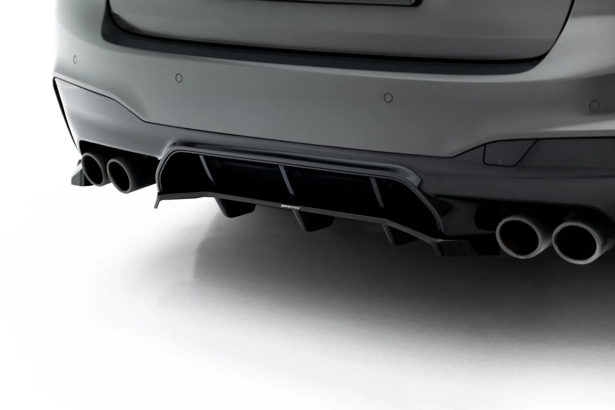 Maxton Design Splitter trasero (With Vertical Bars) para BMW M5 F90 / F90 Facelift - imagen 3