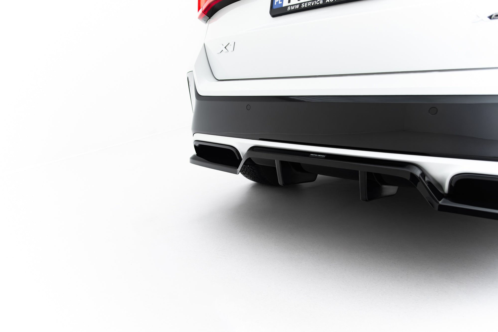 Maxton Design Splitter trasero (With Vertical Bars) para BMW X1 M-Pack U11 - imagen 4