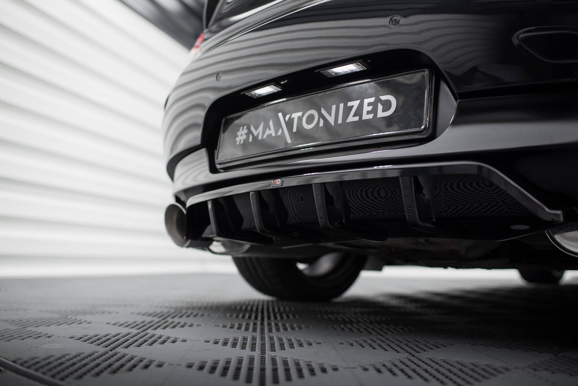 Maxton Design Splitter trasero (With Vertical Bars) V.1 para BMW Z4 M-Pack E89 Facelift - imagen 4