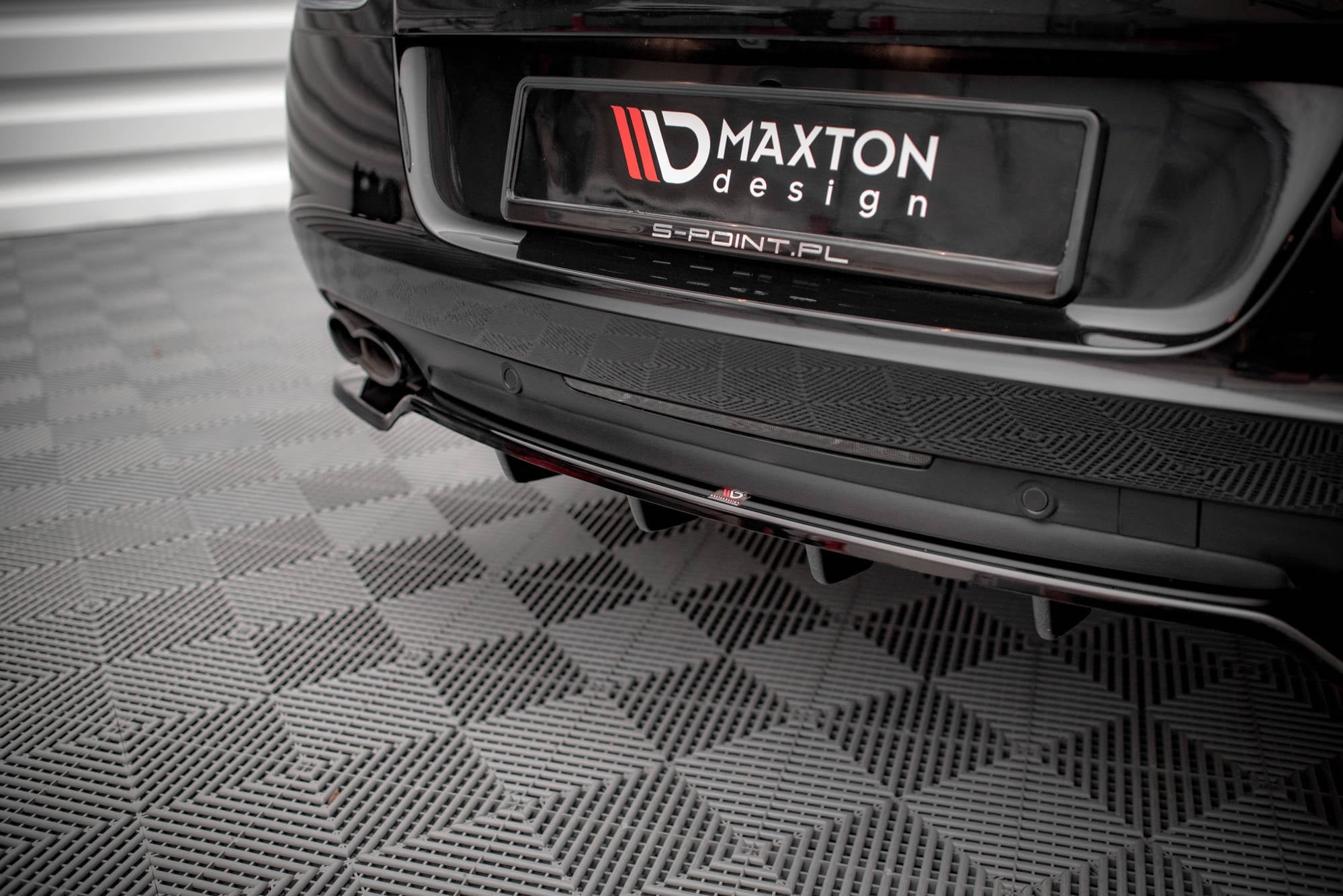 Maxton Design Splitter trasero (With Vertical Bars) para Bentley Continental GT V8 S Mk2 - imagen 4