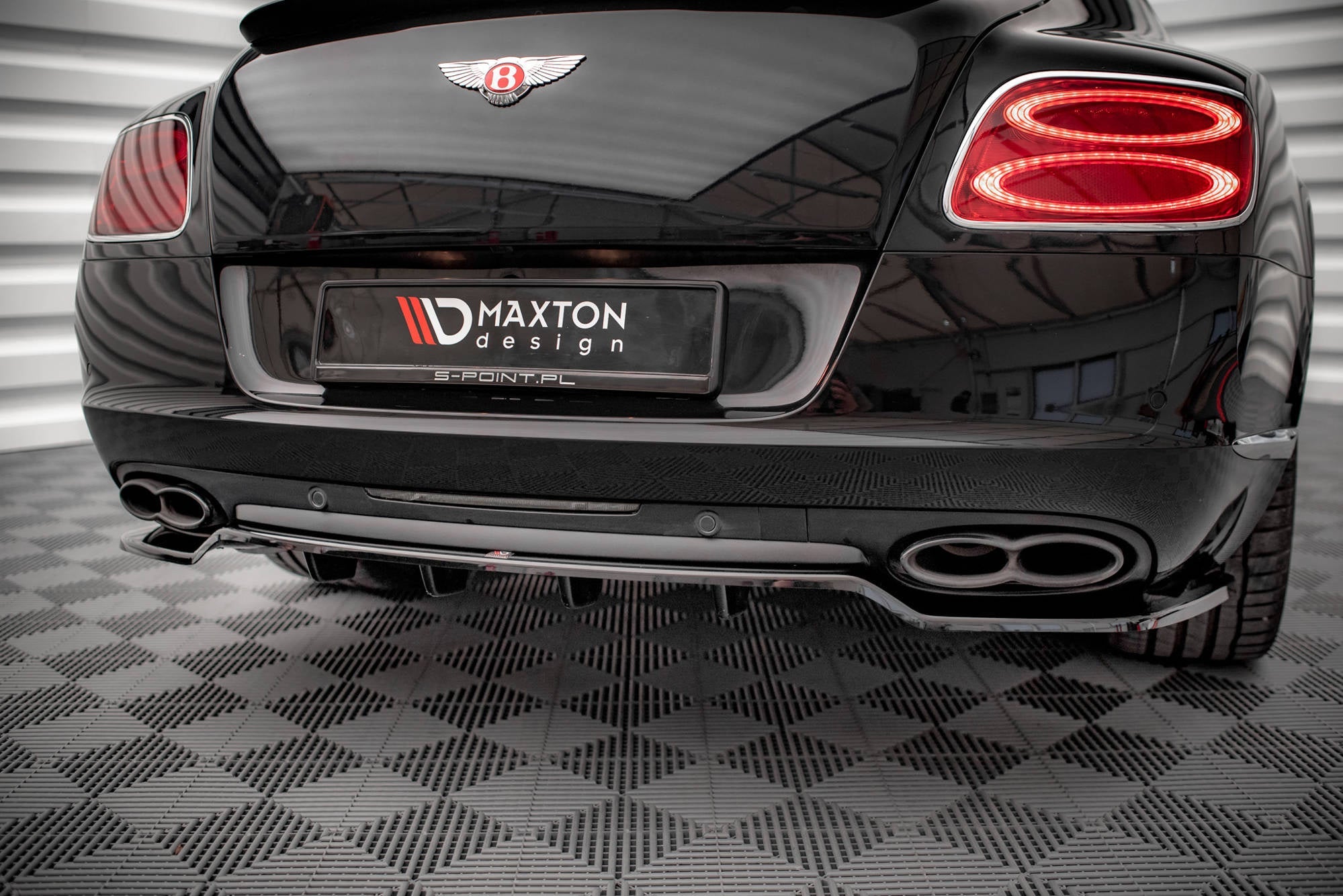 Maxton Design Splitter trasero (With Vertical Bars) para Bentley Continental GT V8 S Mk2 - imagen 1