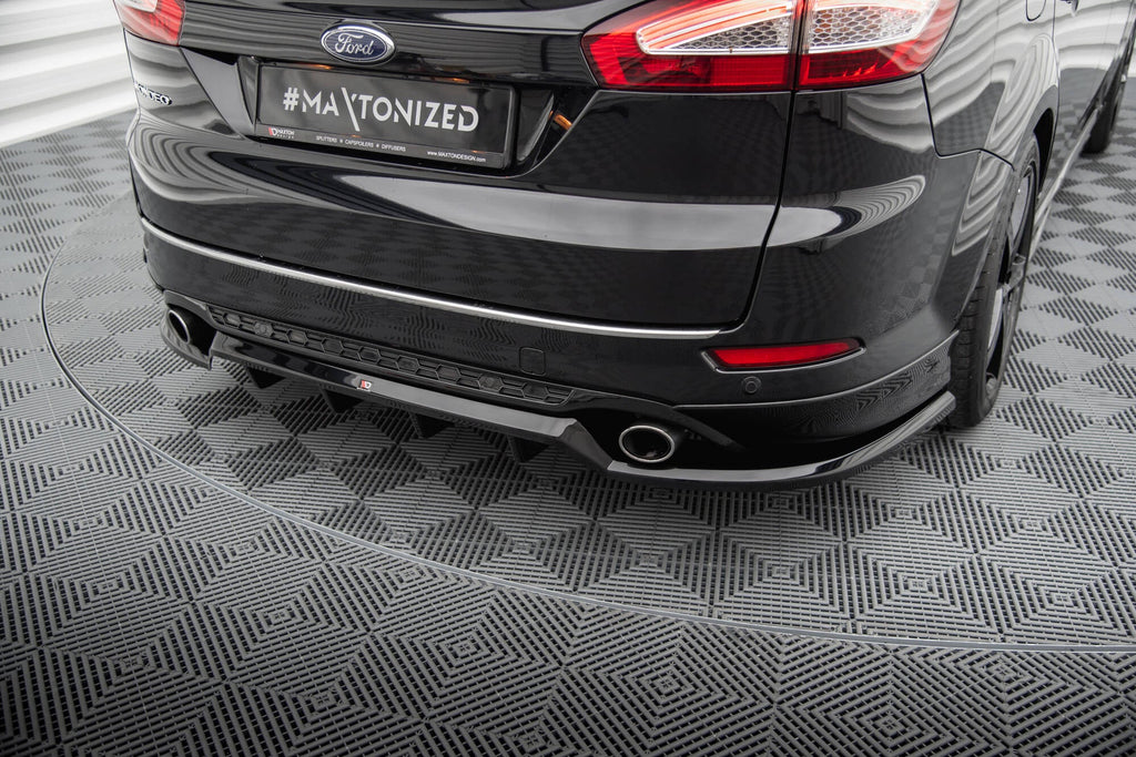 Maxton Design Splitter trasero (With Vertical Bars) para Ford Mondeo ST-Line Estate Mk4 Facelift - imagen 1