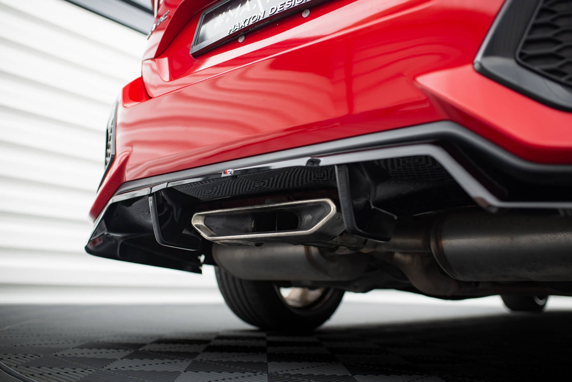 Maxton Design Splitter trasero (With Vertical Bars) para Honda Civic SI Mk10 - imagen 4