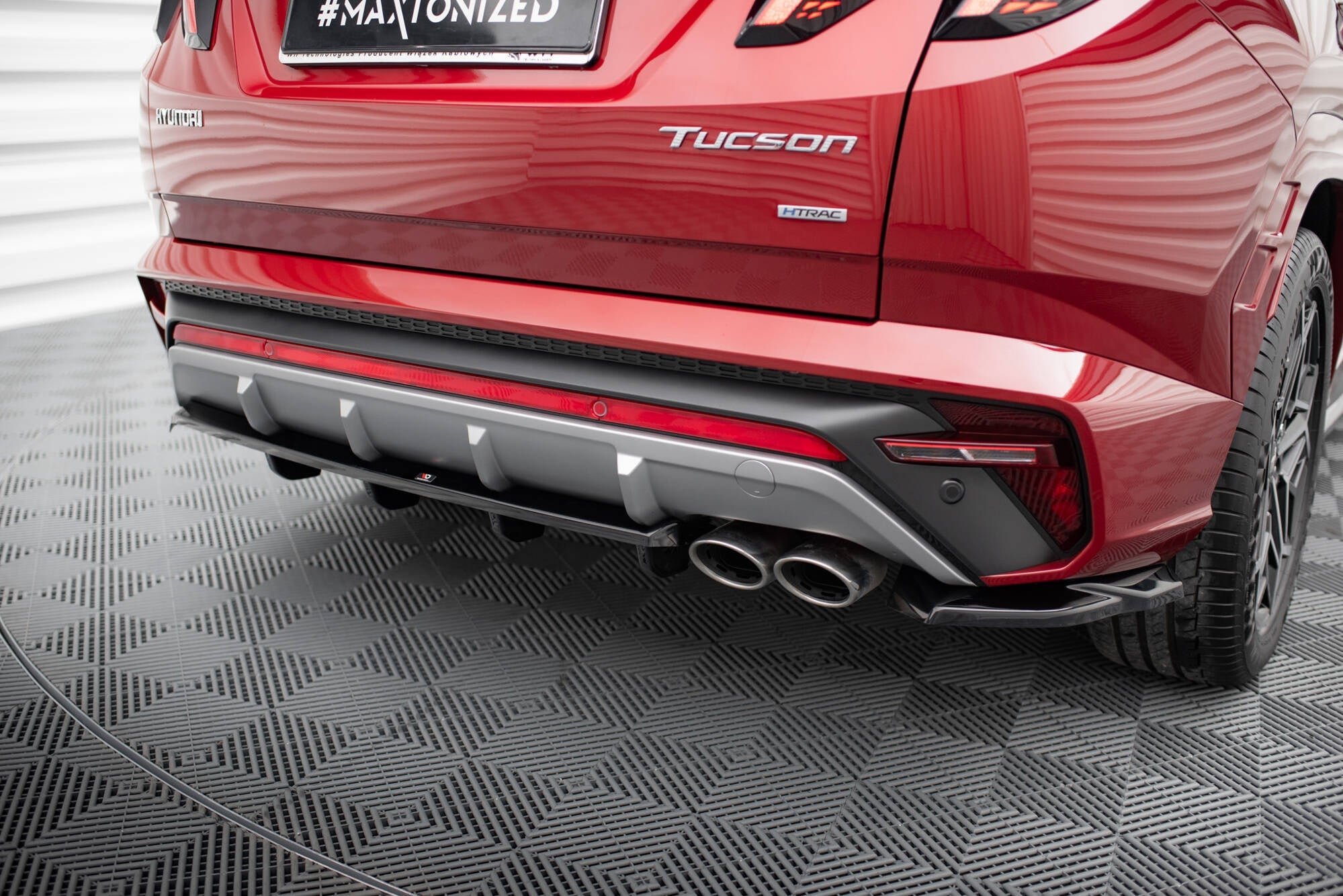Maxton Design Splitter trasero (With Vertical Bars) para Hyundai Tucson N-Line Mk4 - imagen 2