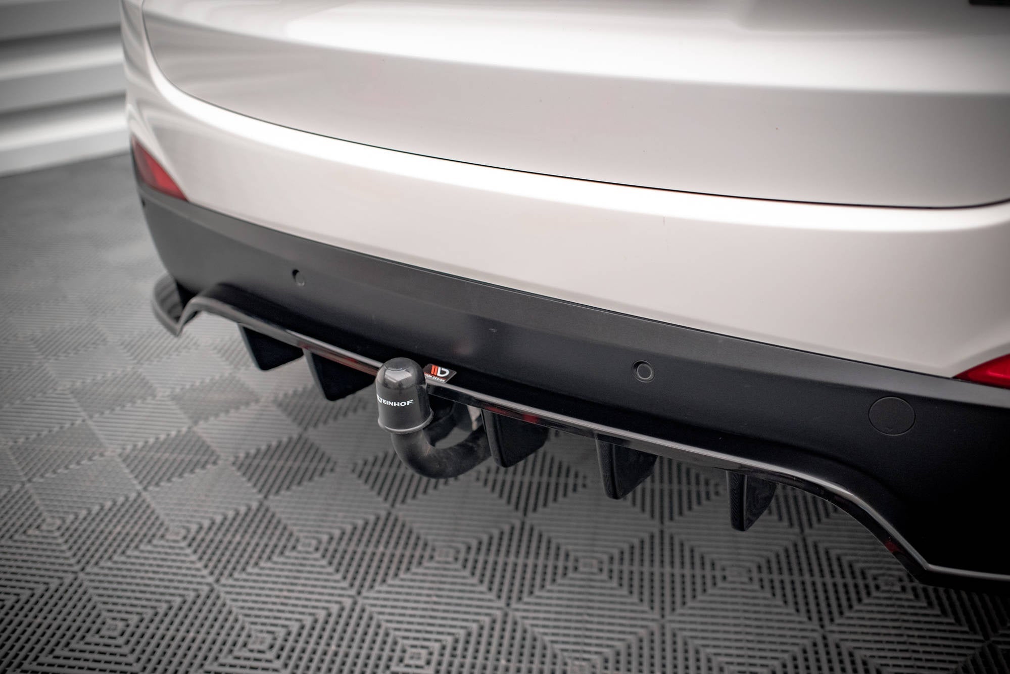 Maxton Design Splitter trasero (With Vertical Bars) para Hyundai ix35 Mk1 - imagen 4