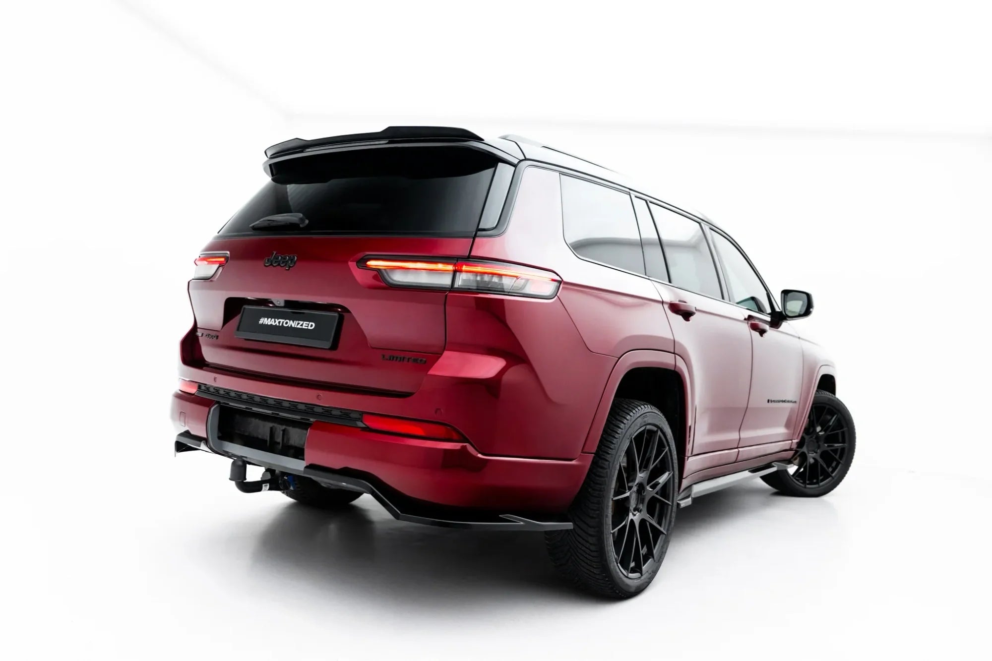 Maxton Design Splitter trasero (With Vertical Bars) para Jeep Grand Cherokee L Mk5 - imagen 3