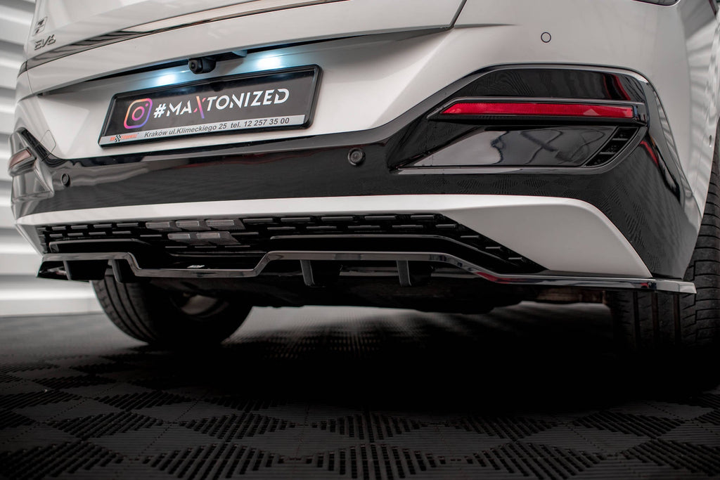 Maxton Design Splitter trasero (With Vertical Bars) para Kia EV6 GT-Line Mk1 - imagen 4