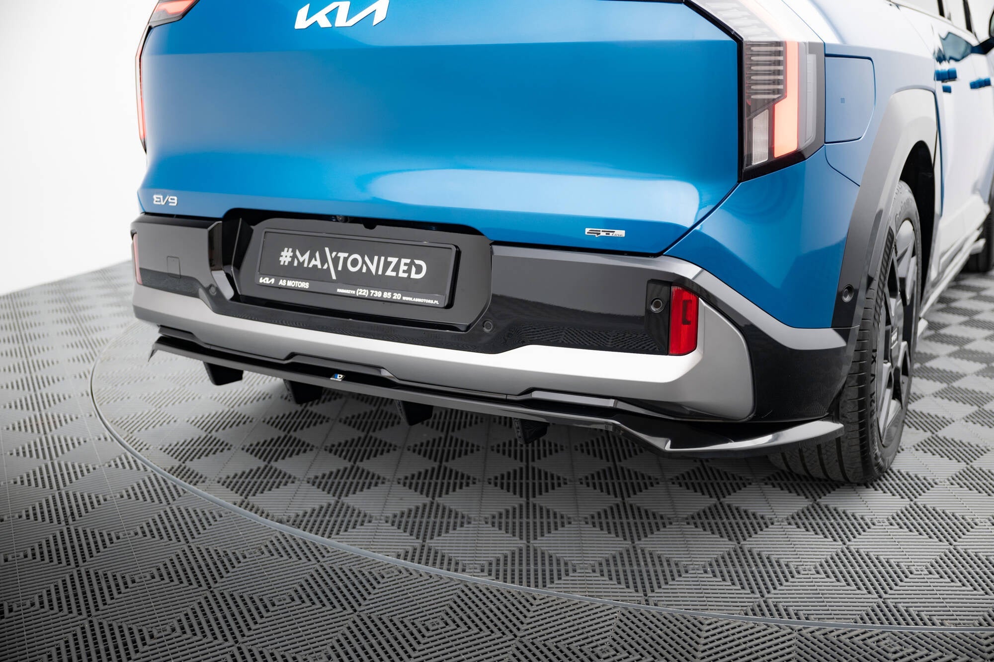 Maxton Design Splitter trasero (With Vertical Bars) para Kia EV9 GT-Line Mk1 - imagen 2