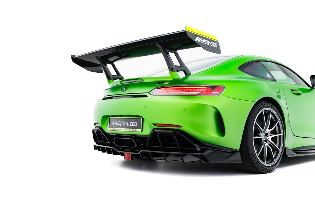 Maxton Design Splitter trasero (With Vertical Bars) + LED para Mercedes-AMG GT R C190 Facelift - imagen 5