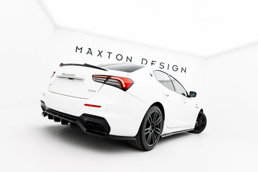 Maxton Design Splitter trasero (With Vertical Bars) para Maserati Ghibli Modena Mk3 Facelift - imagen 3