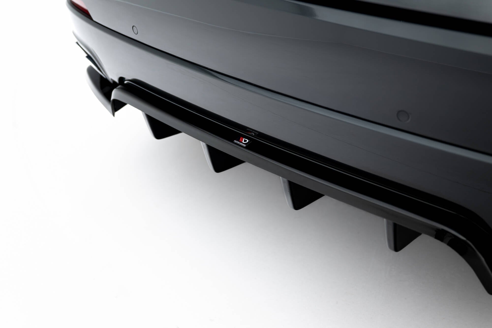 Maxton Design Splitter trasero (With Vertical Bars) para Maserati Levante GT Mk1 Facelift - imagen 3