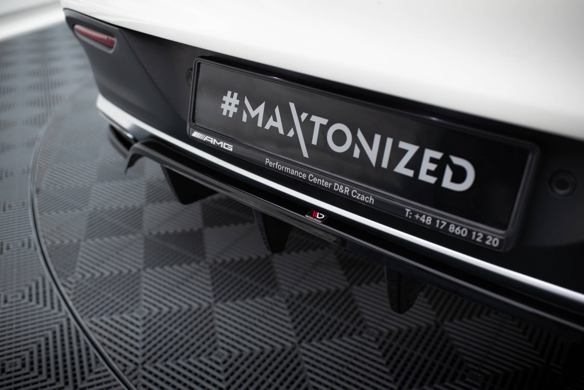 Maxton Design Splitter trasero (With Vertical Bars) para Mercedes-AMG GLE 43 Coupe C292 - imagen 4