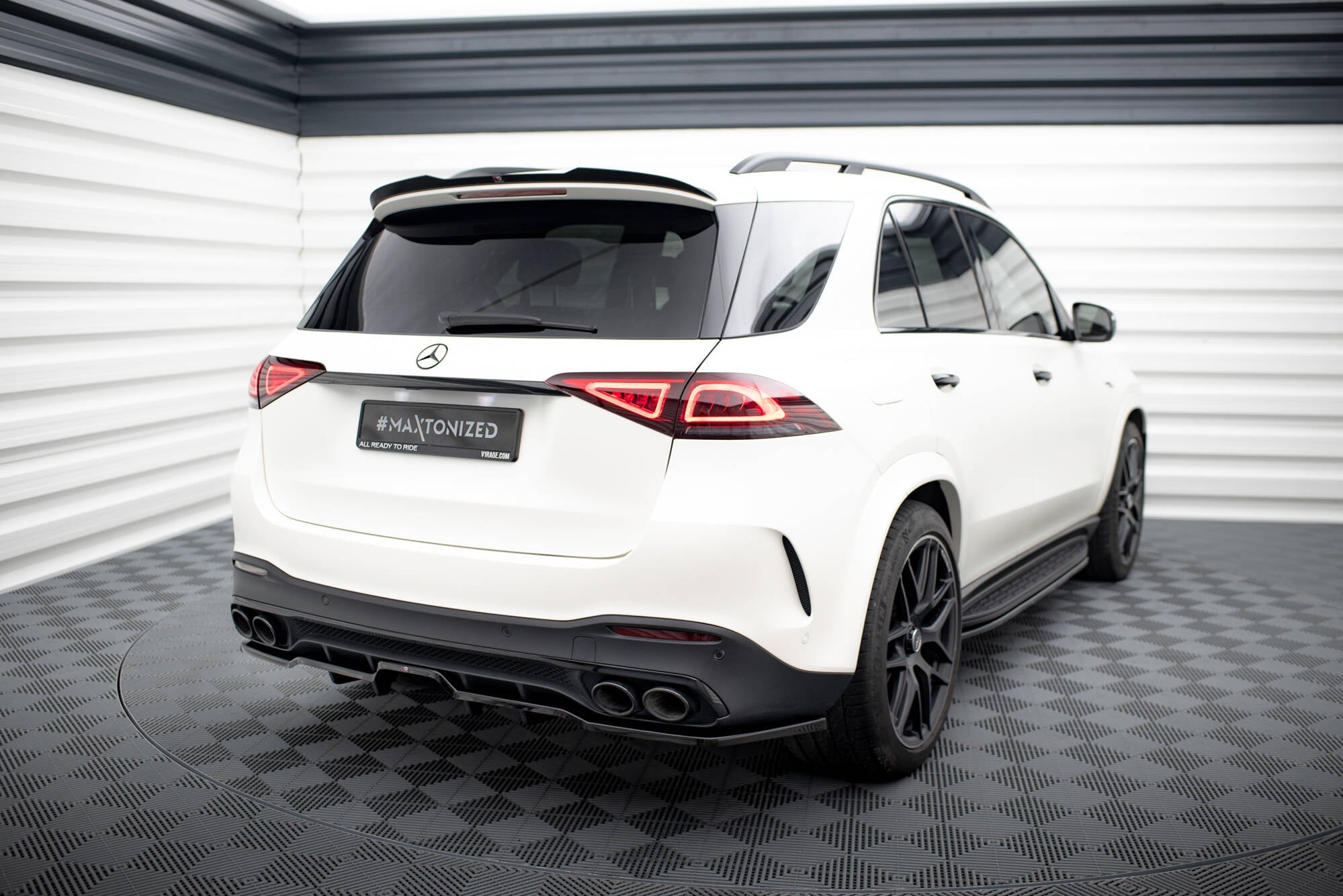 Maxton Design Splitter trasero (With Vertical Bars) para Mercedes-AMG GLE 53 / 63 W167 / W167 Facelift - imagen 1