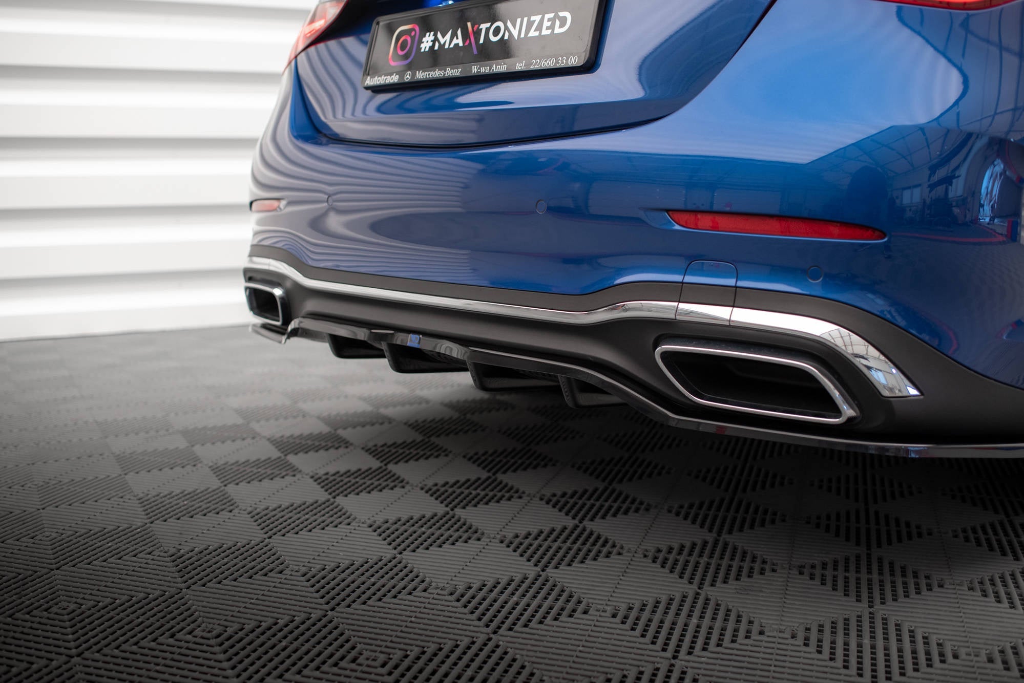 Maxton Design Splitter trasero (With Vertical Bars) para Mercedes-Benz C AMG-Line W206 - imagen 2