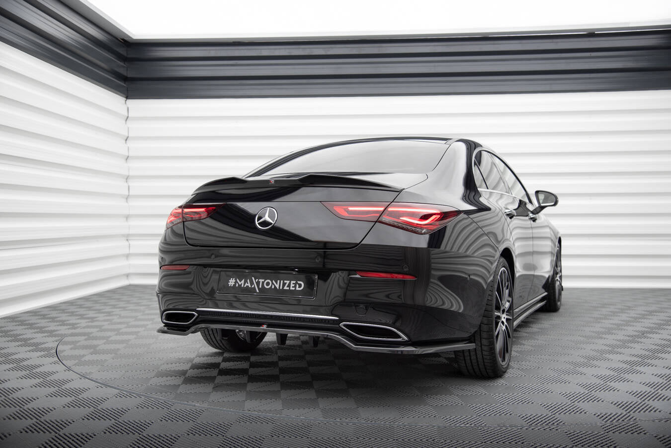 Maxton Design Splitter trasero (With Vertical Bars) para Mercedes-Benz CLA Coupe C118 - imagen 3