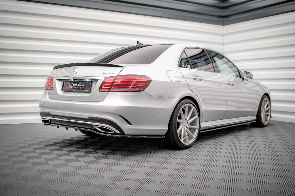 Maxton Design Splitter trasero (With Vertical Bars) para Mercedes-Benz E AMG-Line Sedan W212 Facelift - imagen 1