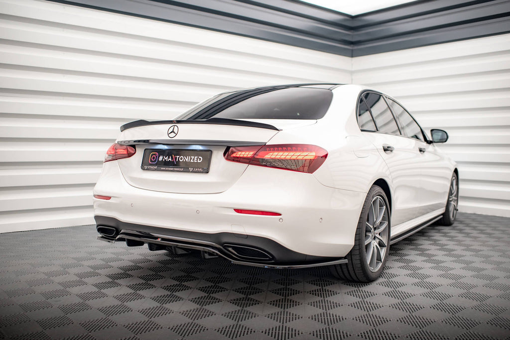 Maxton Design Splitter trasero (With Vertical Bars) para Mercedes-Benz E AMG-Line Sedan W213 Facelift - imagen 2