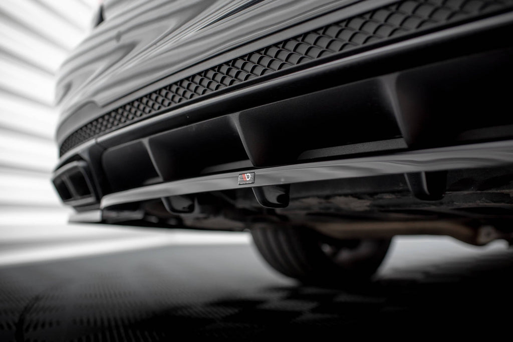 Maxton Design Splitter trasero (With Vertical Bars) para Mercedes-Benz E63 AMG Sedan W212 Facelift - imagen 4
