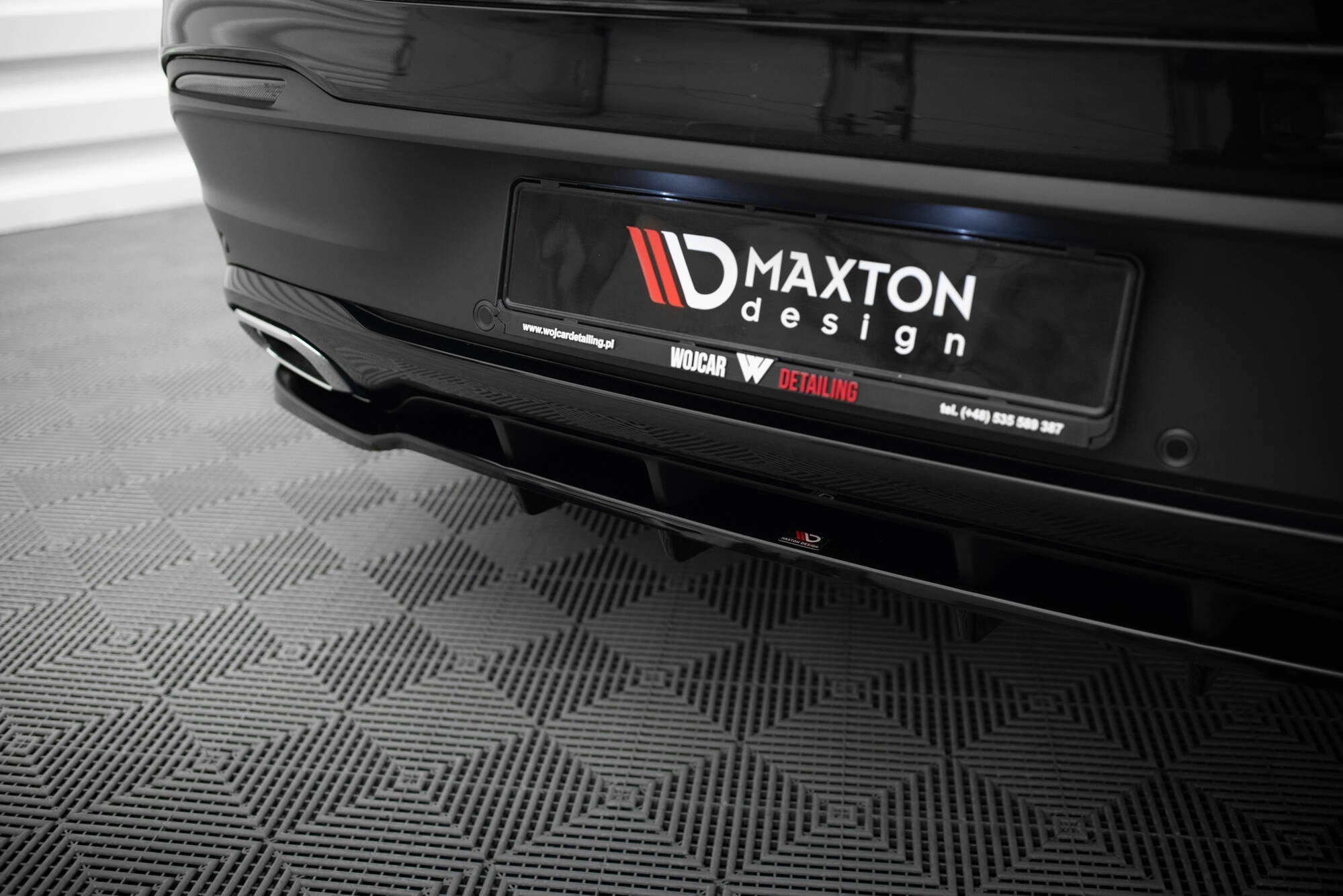 Maxton Design Splitter trasero (With Vertical Bars) para Mercedes-Benz GLE Coupe AMG-Line C167 / C167 Facelift - imagen 2