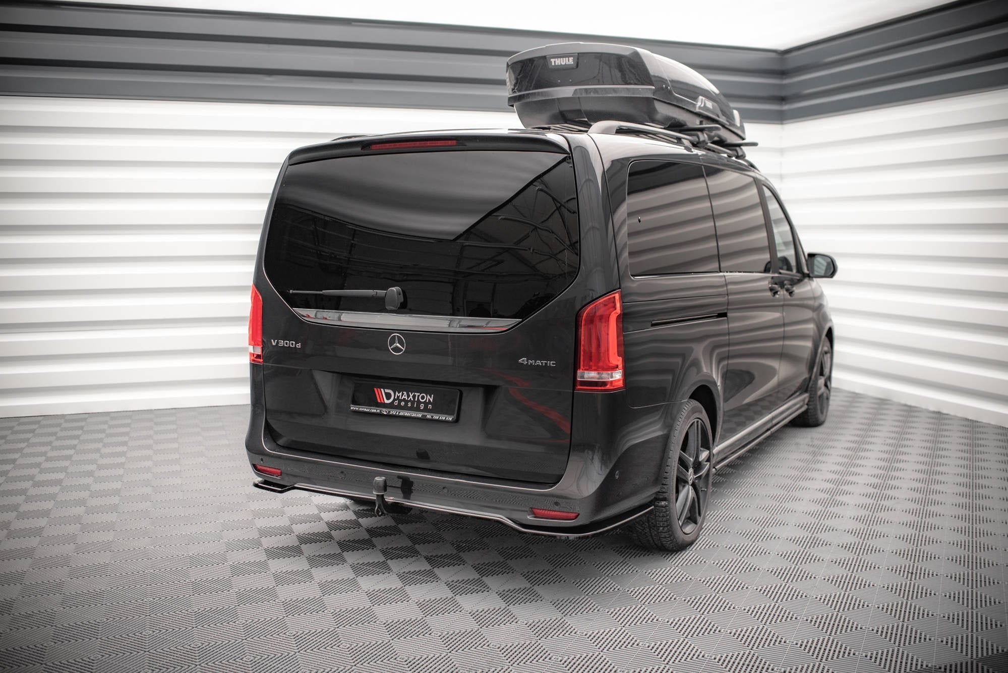 Maxton Design Splitter trasero (With Vertical Bars) para Mercedes-Benz V-Class AMG-Line W447 Facelift - imagen 2