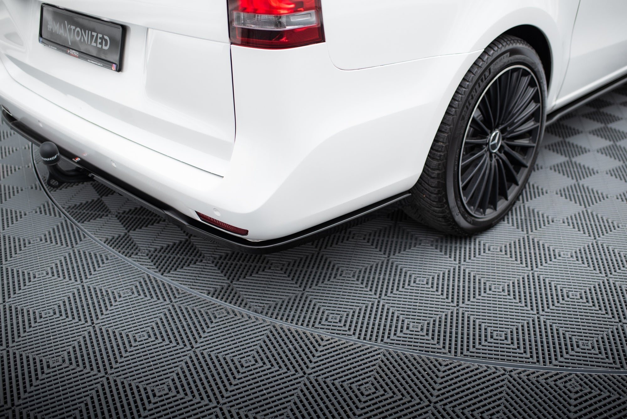 Maxton Design Splitter trasero (With Vertical Bars) para Mercedes-Benz Vito Extra Long W447 - imagen 5