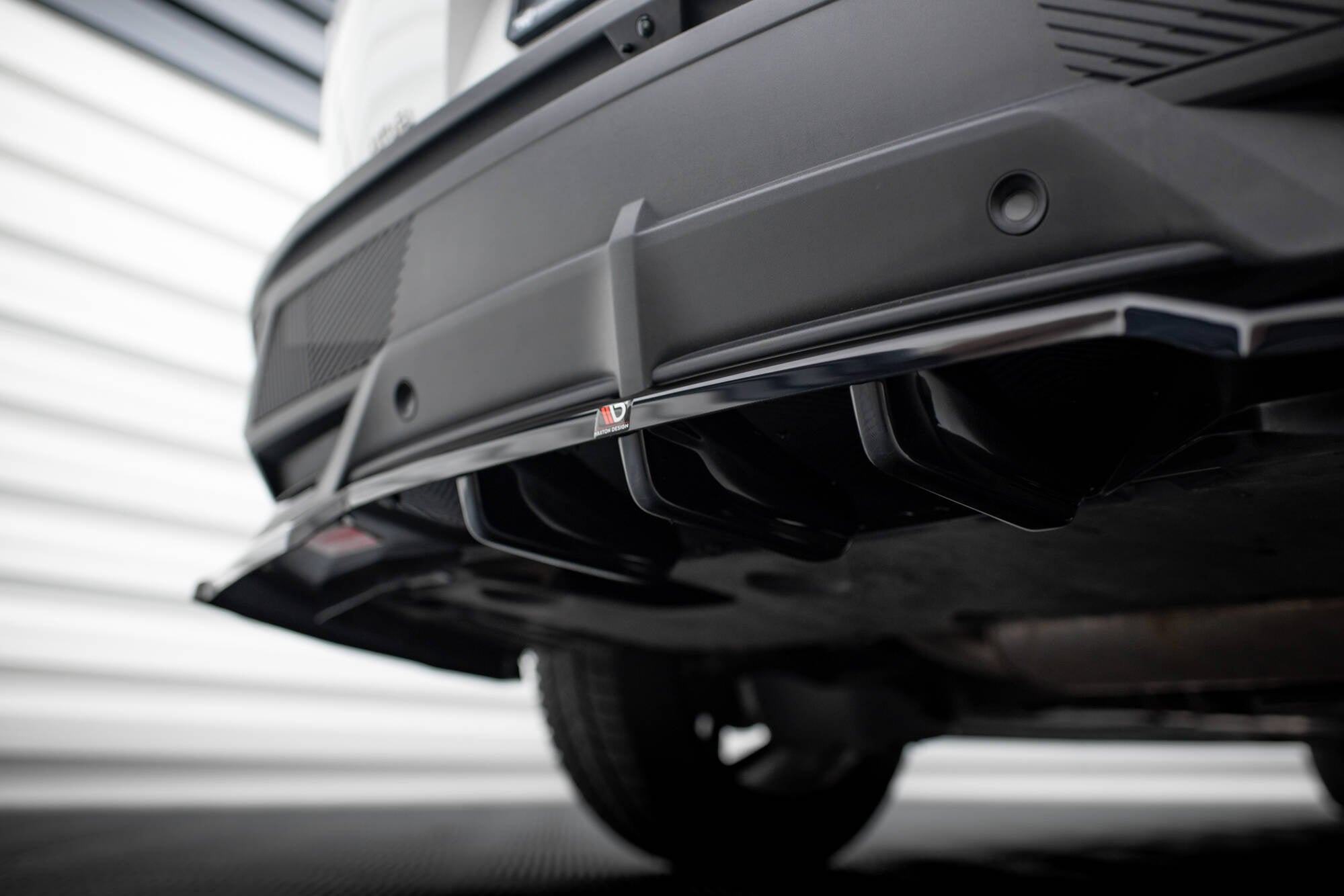 Maxton Design Splitter trasero (With Vertical Bars) para Peugeot 408 Mk1 - imagen 4