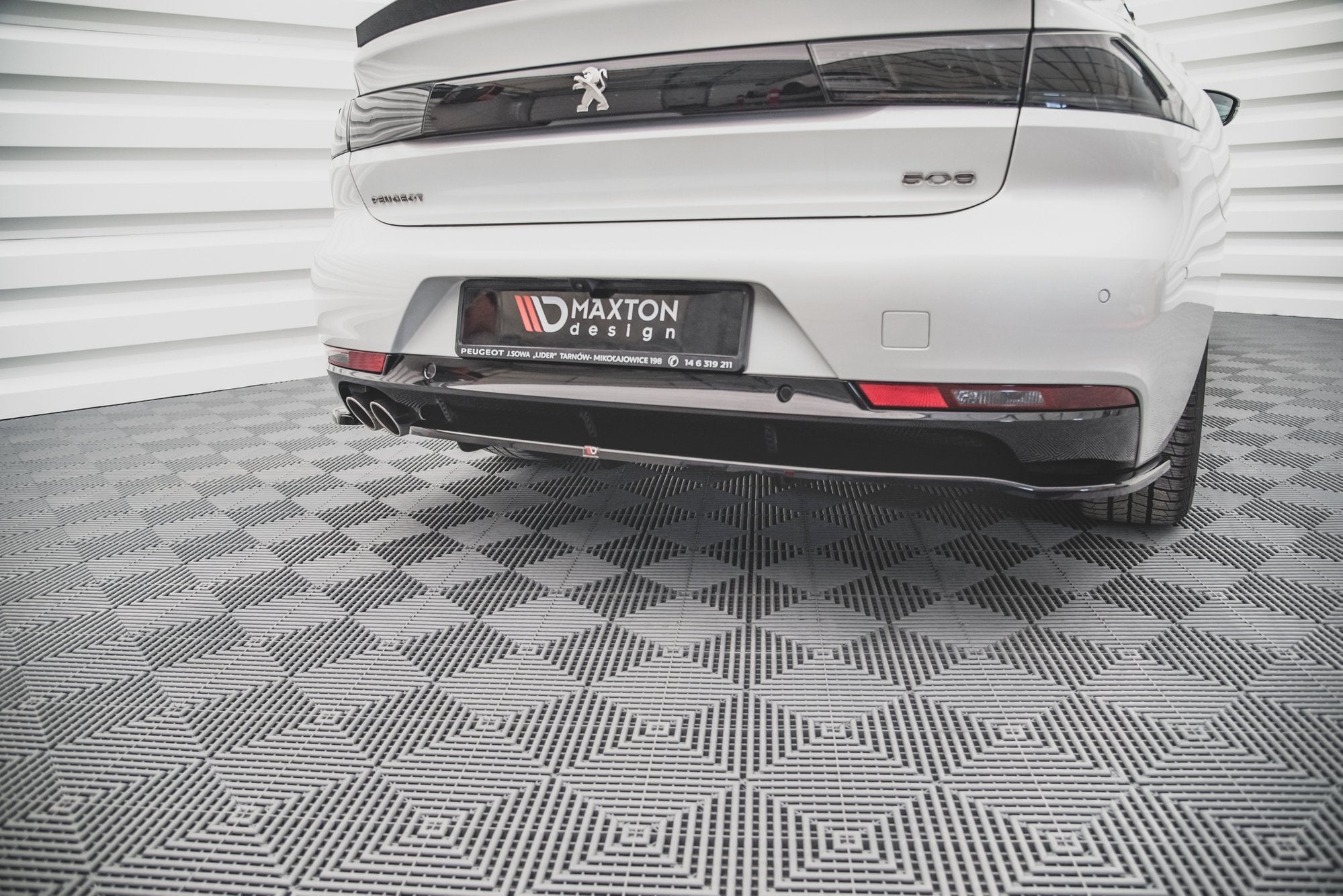 Maxton Design Splitter trasero (With Vertical Bars) para Peugeot 508 Diesel Mk2 - imagen 1