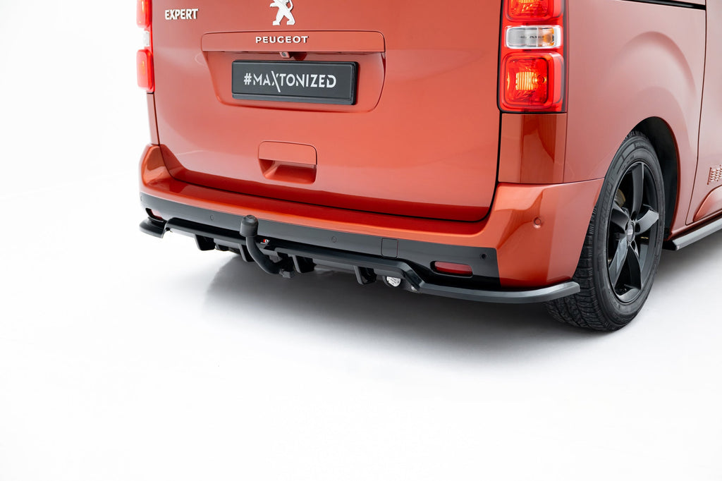 Maxton Design Splitter trasero (With Vertical Bars) para Peugeot Expert Mk3 - imagen 3
