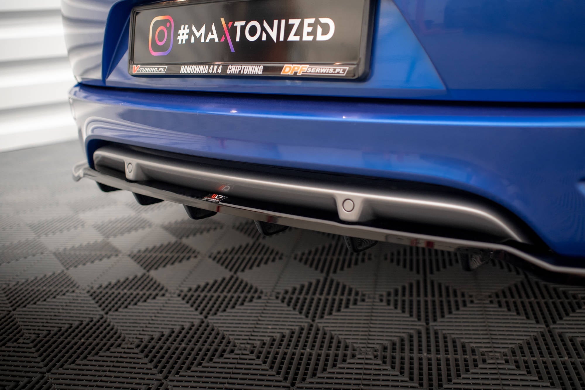 Maxton Design Splitter trasero (With Vertical Bars) para Renault Megane GT Line Grandtour Mk3 Facelift - imagen 4