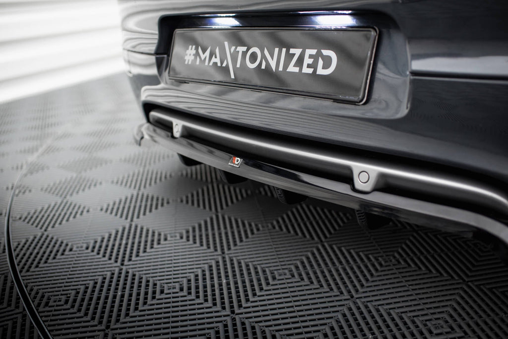 Maxton Design Splitter trasero (With Vertical Bars) para Renault Megane GT Mk3 Facelift - imagen 3