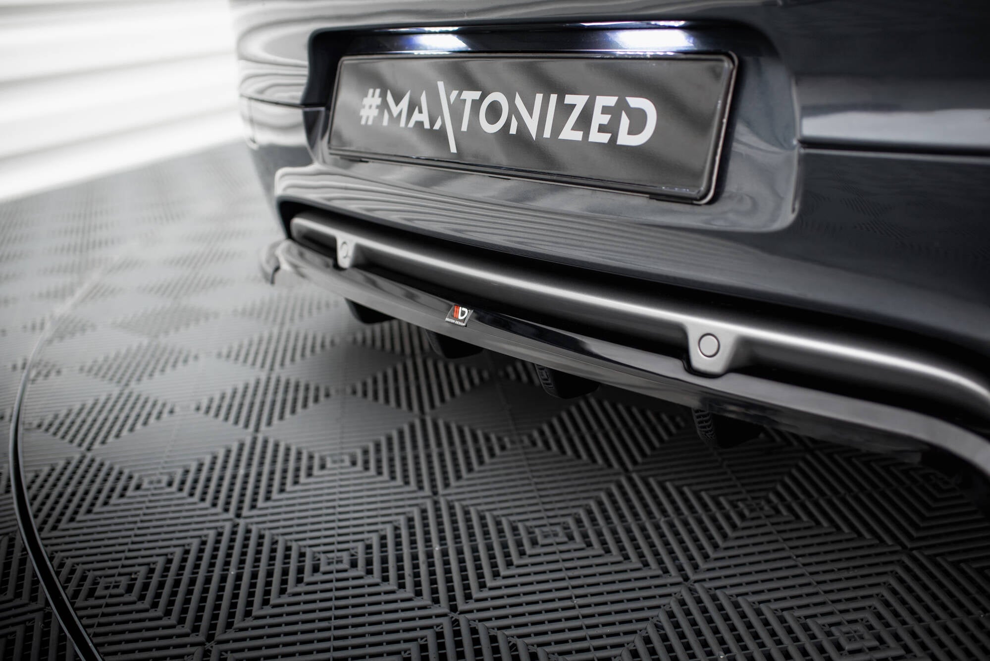Maxton Design Splitter trasero (With Vertical Bars) para Renault Megane GT Mk3 Facelift - imagen 3