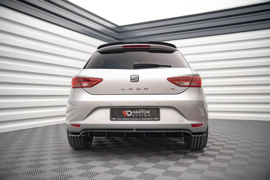 Maxton Design Splitter trasero (With Vertical Bars) para Seat Leon Hatchback Mk3 - imagen 2