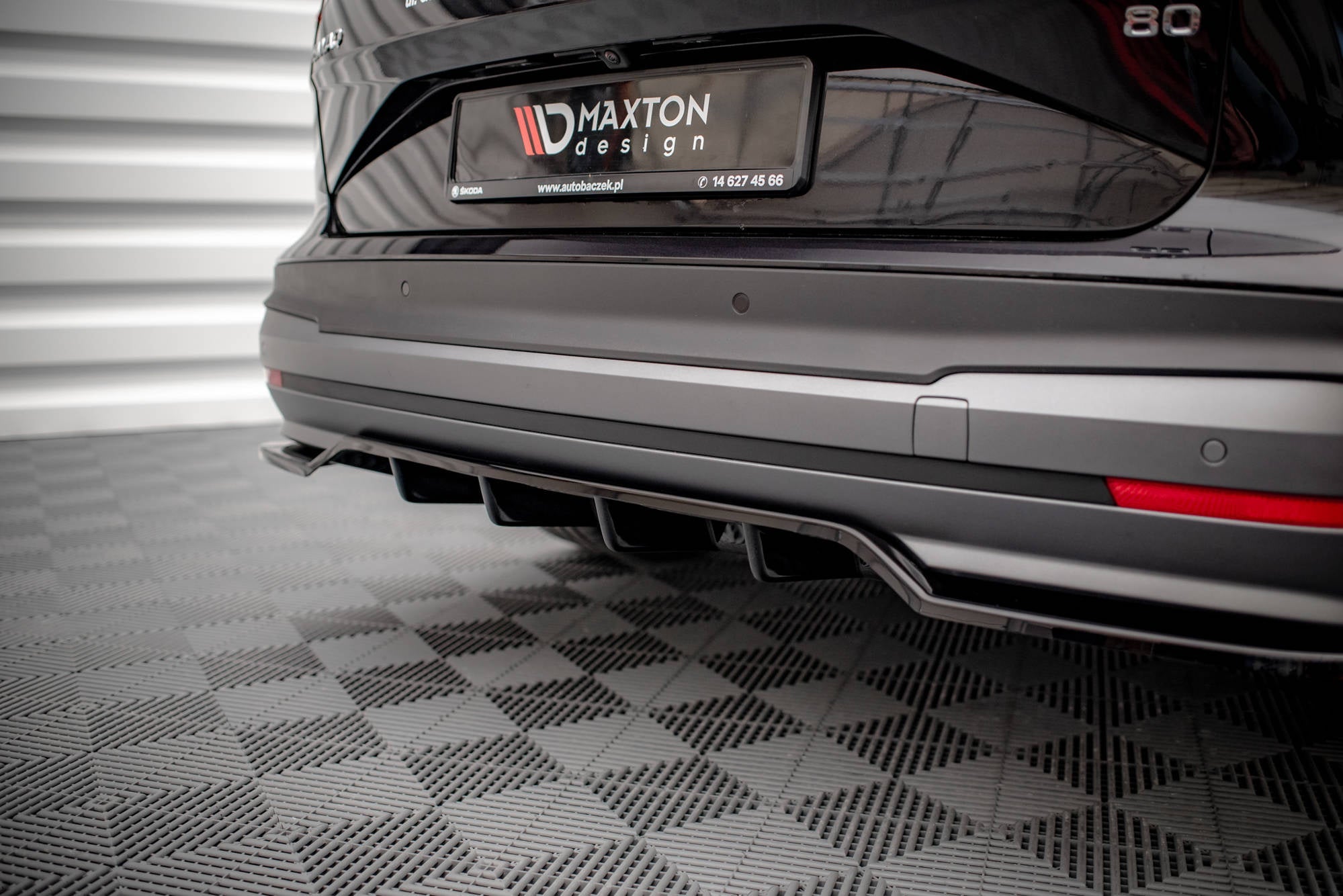 Maxton Design Splitter trasero (With Vertical Bars) para Skoda Enyaq iV - imagen 7