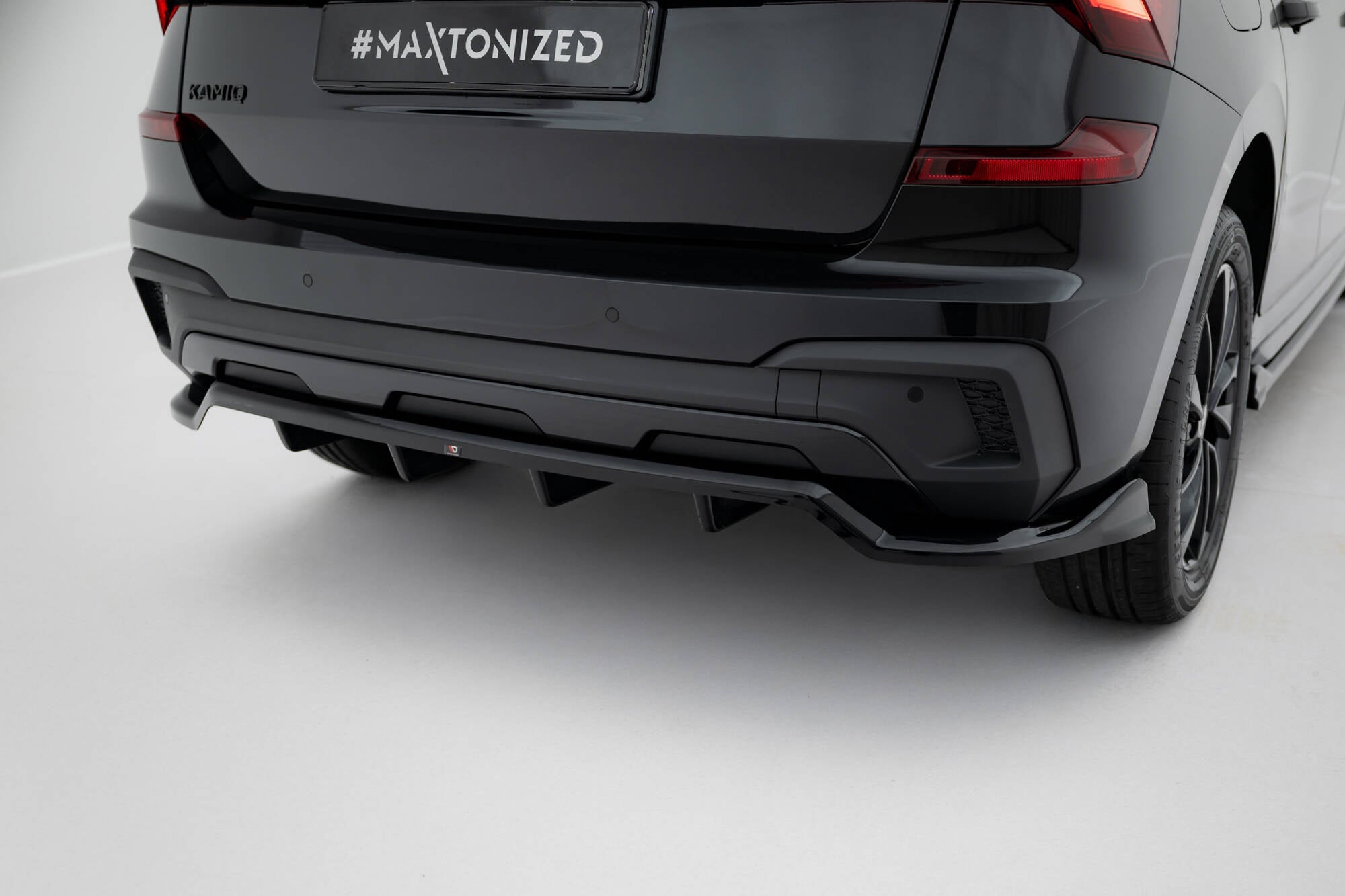 Maxton Design Splitter trasero (With Vertical Bars) para Skoda Kamiq Monte Carlo Mk1 Facelift - imagen 2