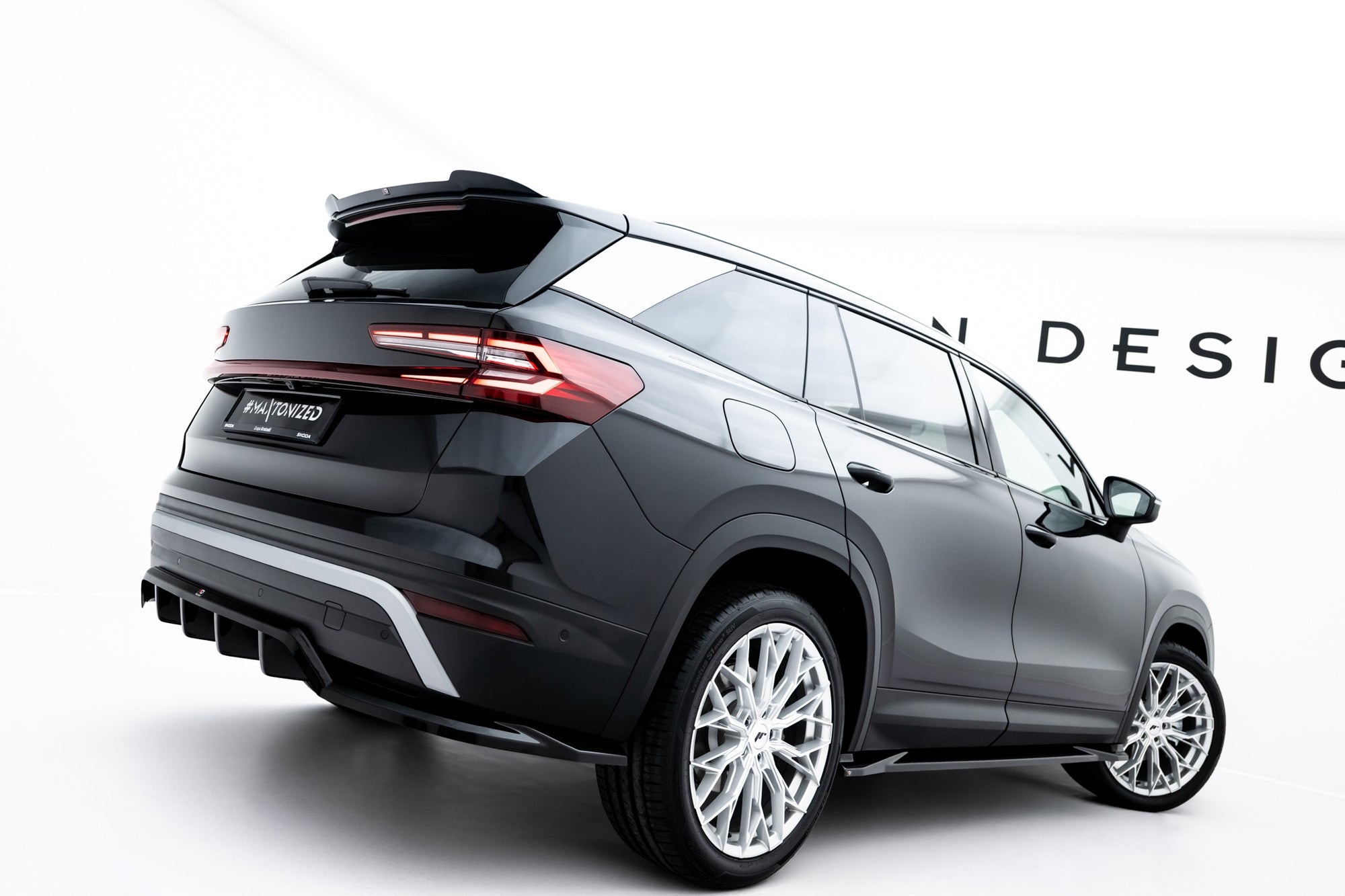 Maxton Design Splitter trasero (With Vertical Bars) para Skoda Kodiaq Mk2 - imagen 3