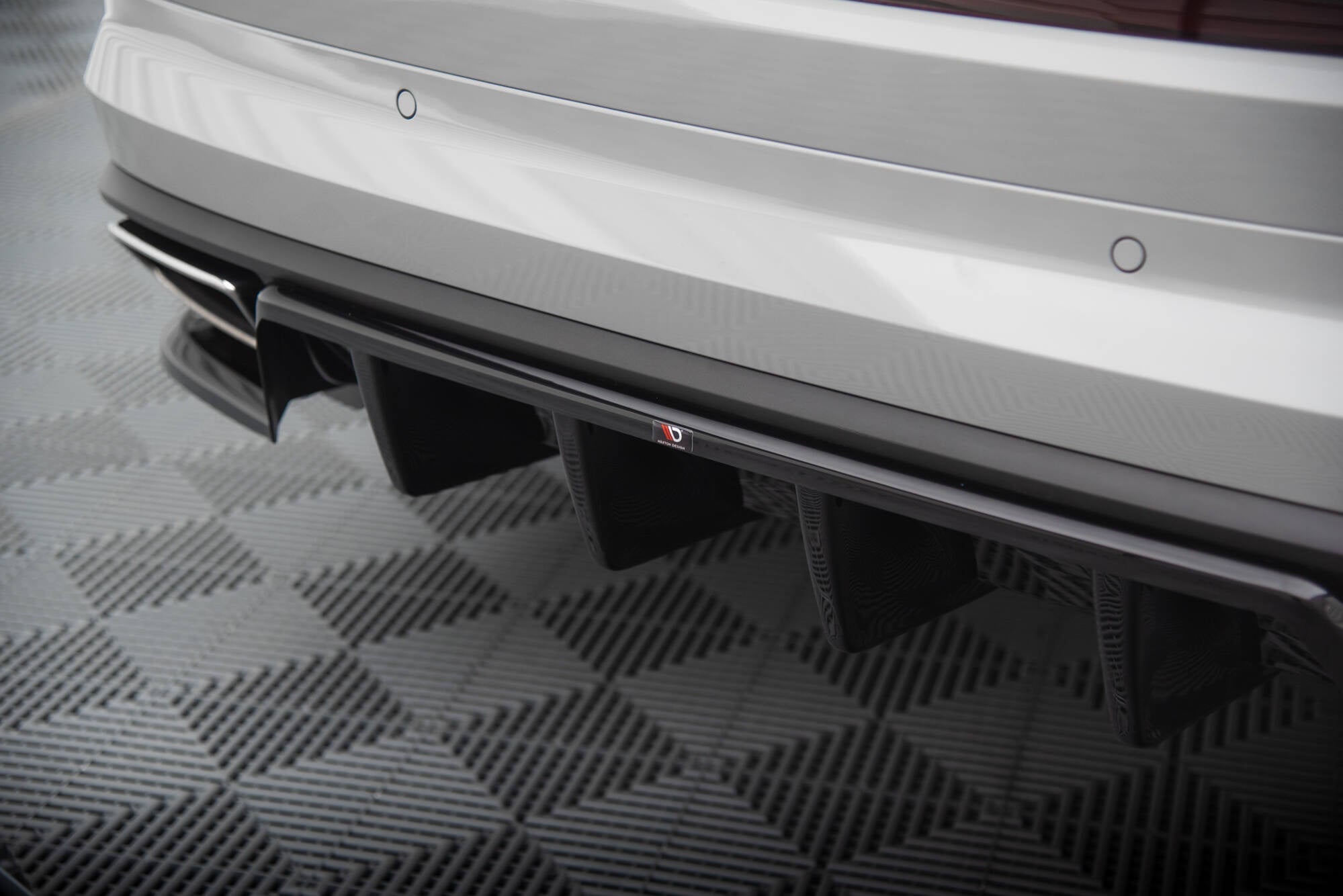 Maxton Design Splitter trasero (With Vertical Bars) para Skoda Kodiaq RS Mk1 / Mk1 Facelift - imagen 3