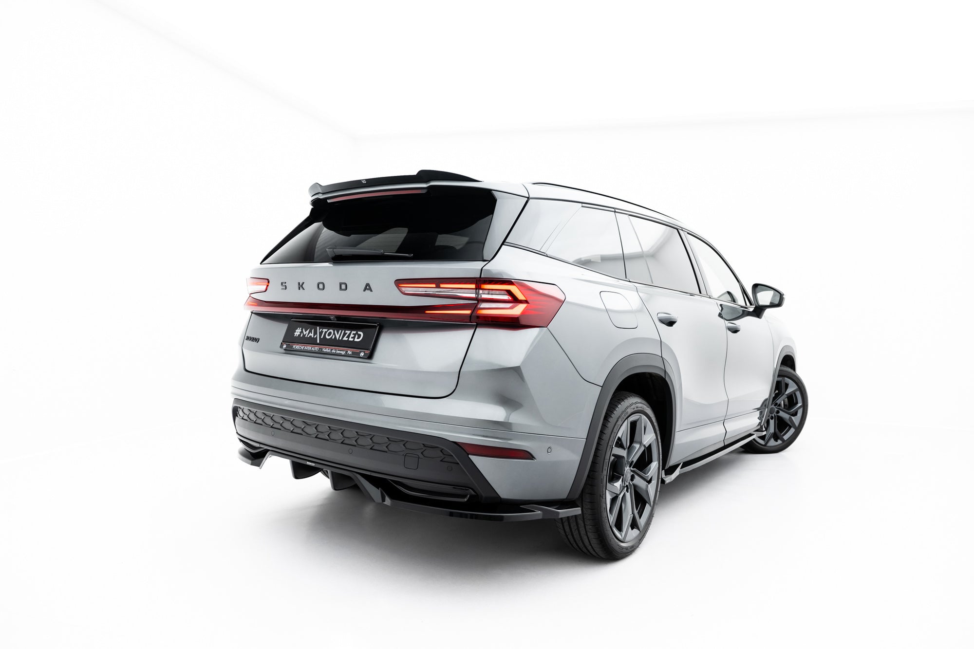 Maxton Design Splitter trasero (With Vertical Bars) para Skoda Kodiaq Sportline Mk2 - imagen 1
