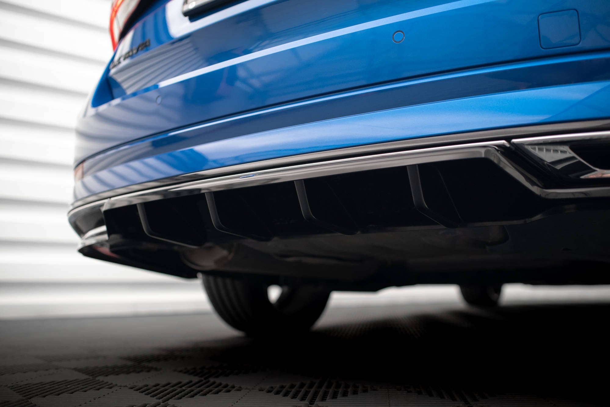 Maxton Design Splitter trasero (With Vertical Bars) para Skoda Octavia Sportline Mk4 - imagen 3