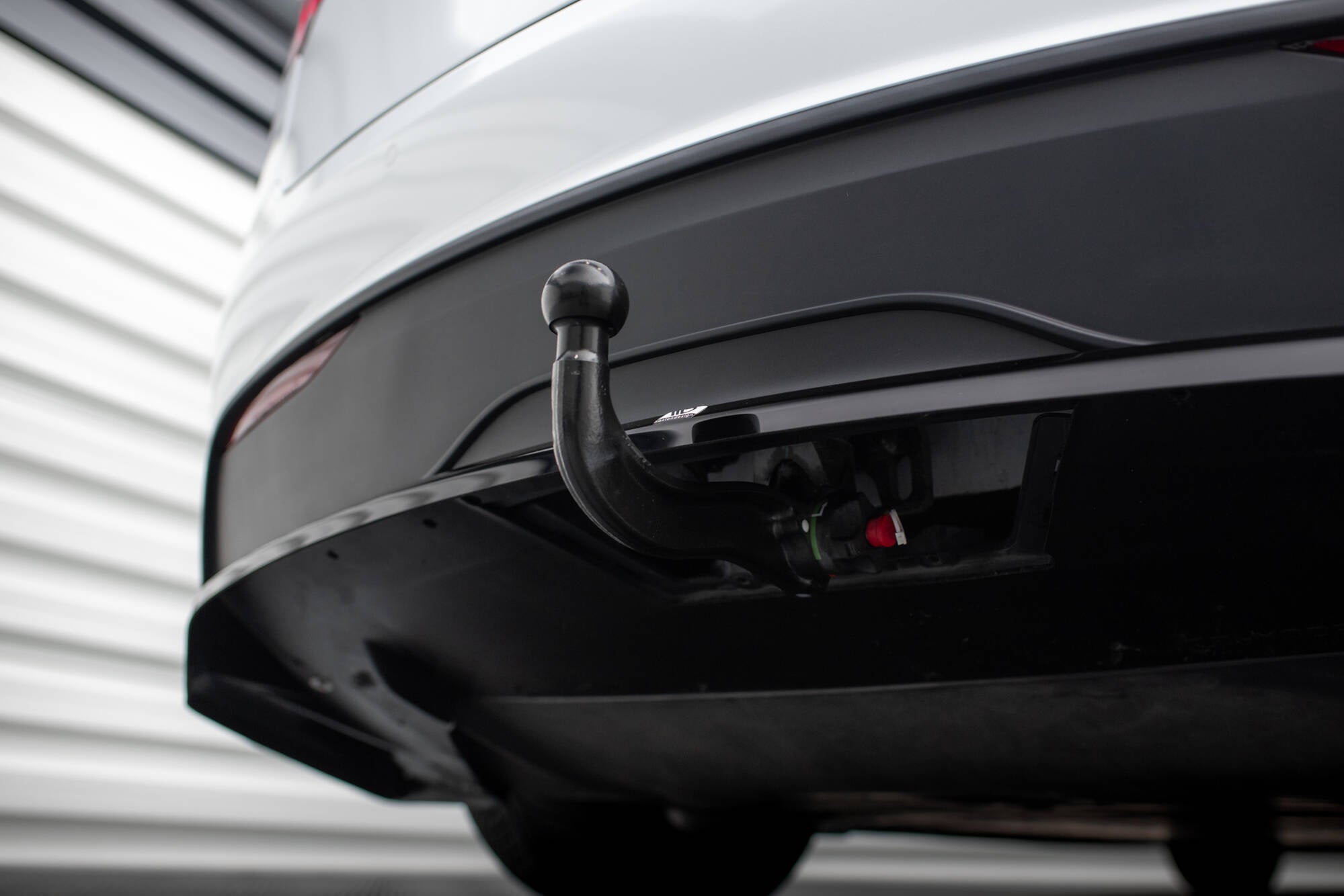 Maxton Design Splitter trasero (With Vertical Bars) para Tesla Model X Mk1 Facelift - imagen 7
