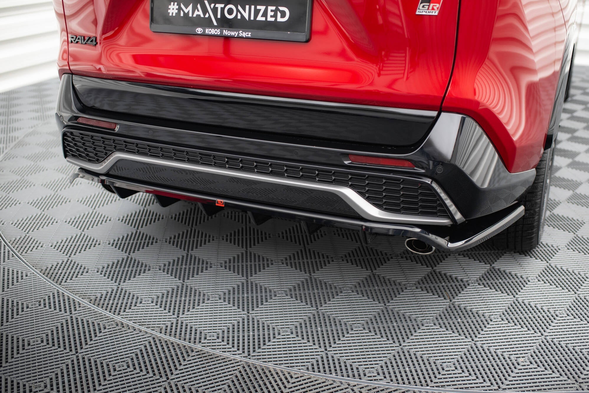 Maxton Design Splitter trasero (With Vertical Bars) para Toyota RAV4 GR Sport Mk5 - imagen 2
