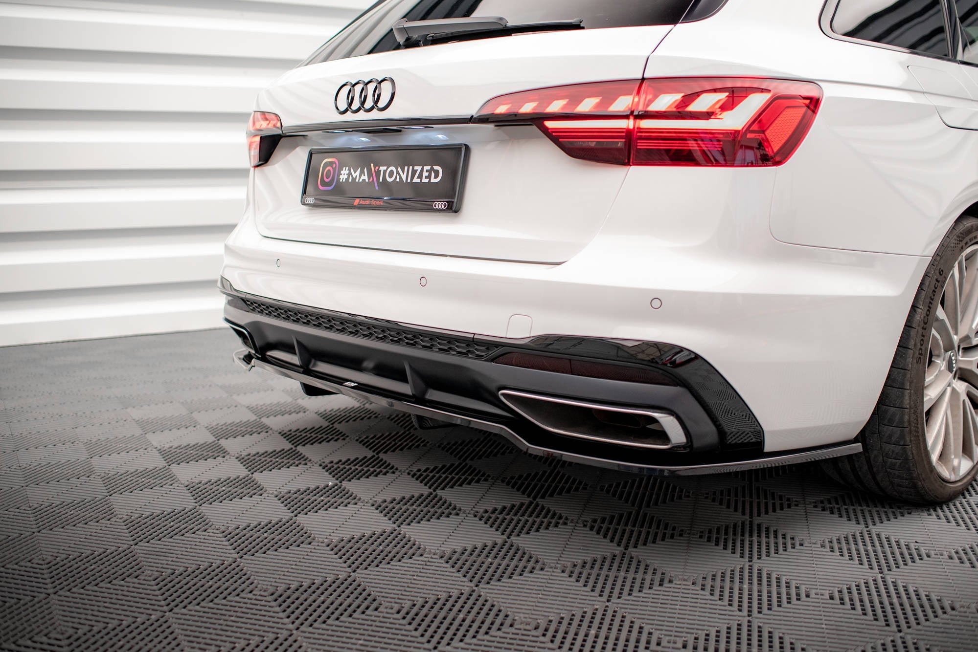 Maxton Design Splitter trasero (With Vertical Bars) V.1 para Audi A4 S-Line B9 Facelift - imagen 3