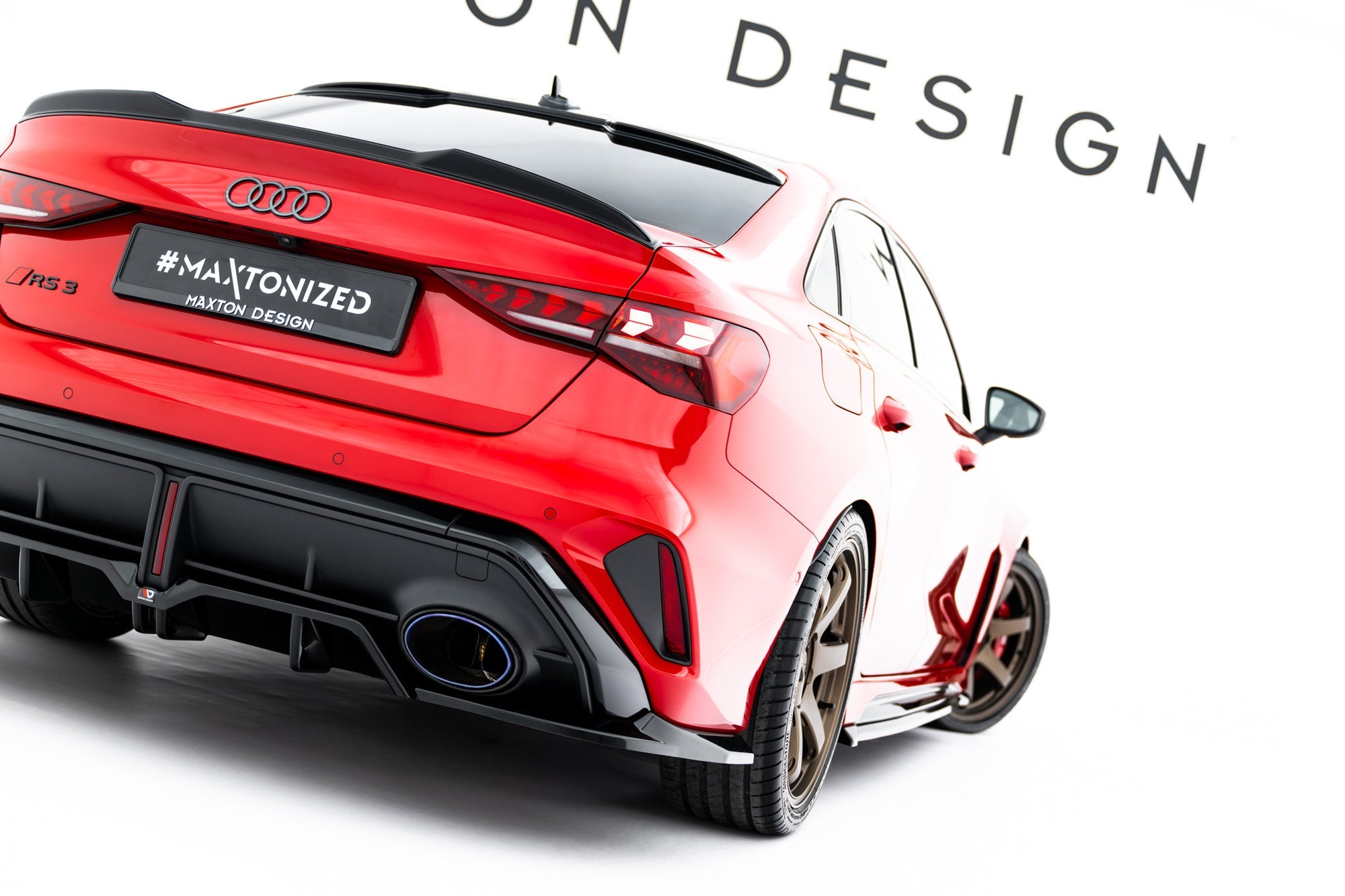 Maxton Design Splitter trasero (With Vertical Bars) V.1 para Audi RS3 Sedan 8Y Facelift - imagen 1