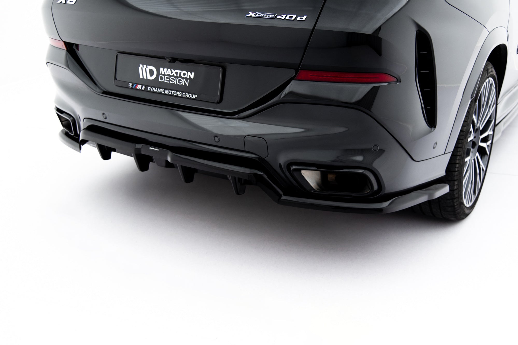 Maxton Design Splitter trasero (With Vertical Bars) V.1 para BMW X6 M-Pack G06 Facelift - imagen 3